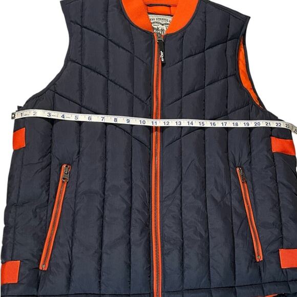 Levis Men's Quilted Utility Puffer Vest With Contrast Detailing 100% Nylon XL - Picture 11 of 14